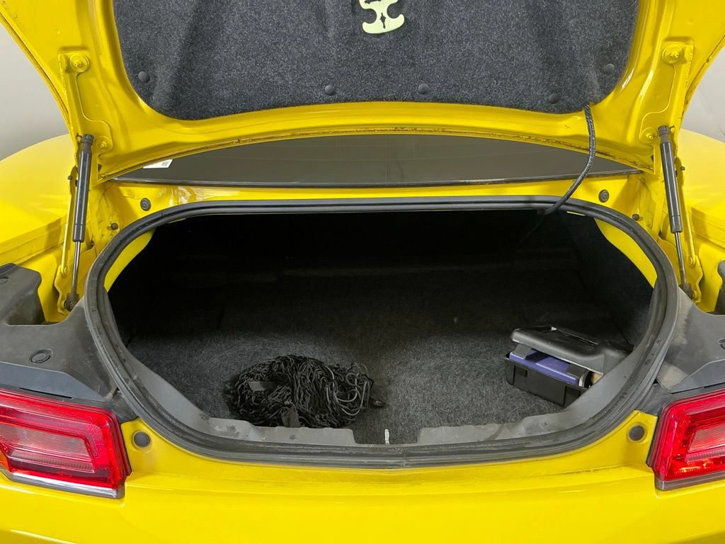 Used 2015 Chevrolet Camaro SS RWD image 23