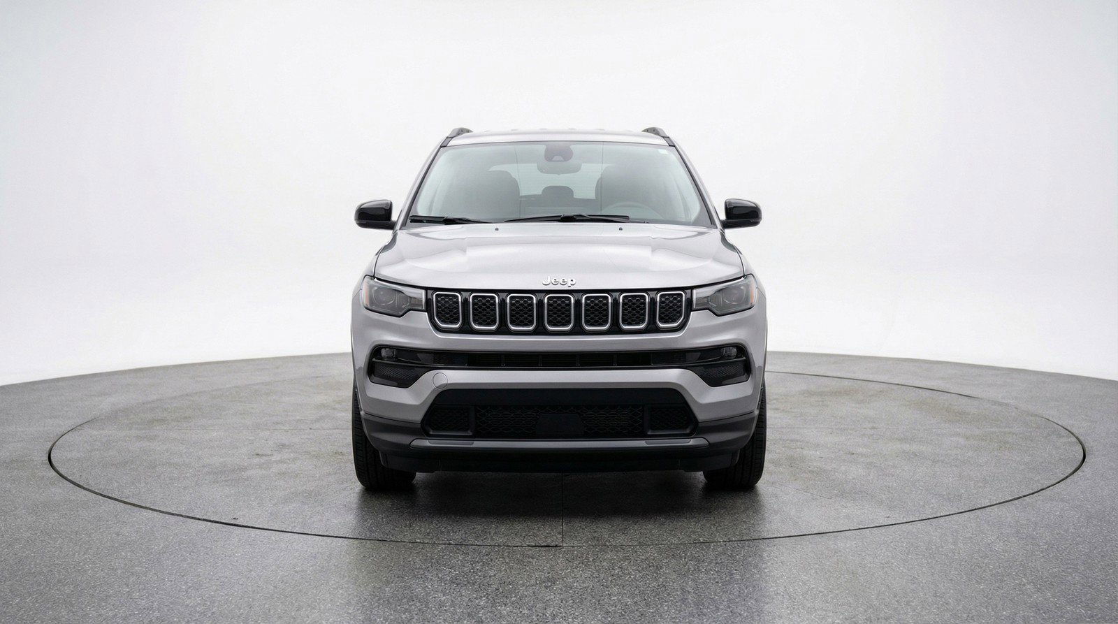 Used 2025 Jeep Compass Latitude image 2