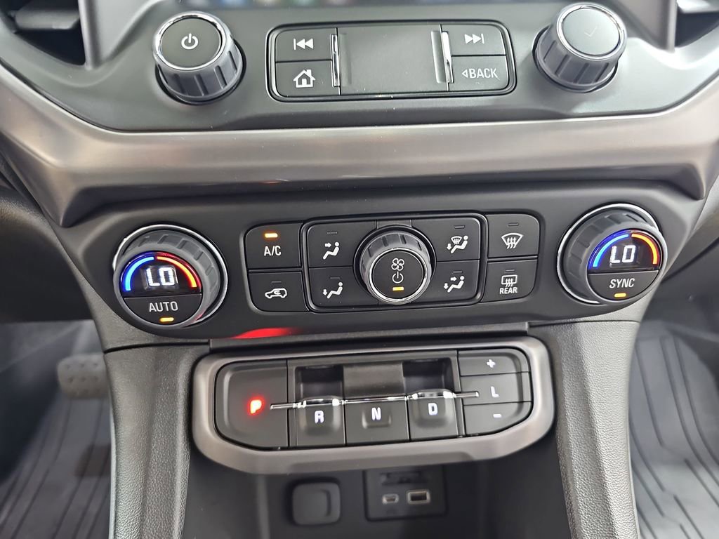 Certified 2023 GMC Acadia AT4 w/ Technology Package image 31