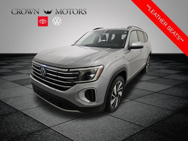 Used 2025 Volkswagen Atlas SE AWD/4WD image 3