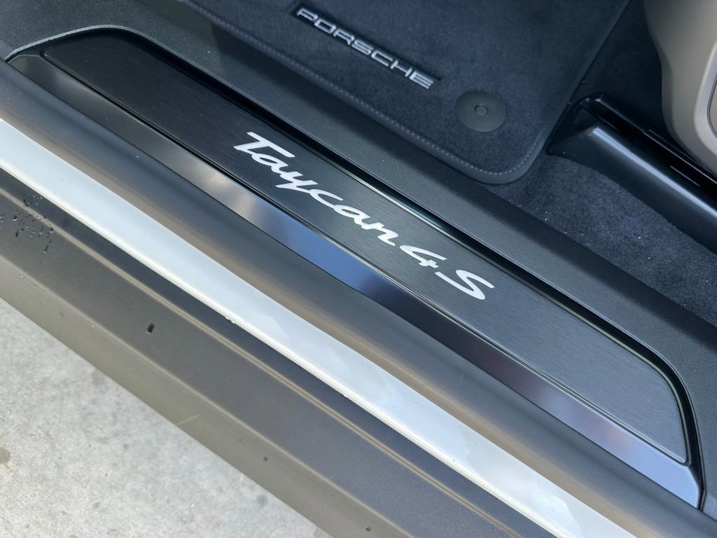Used 2025 Porsche Taycan 4S image 13