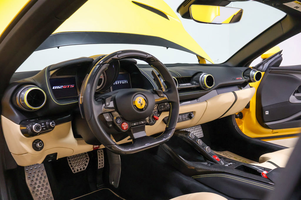Used 2022 Ferrari 812 GTS image 41