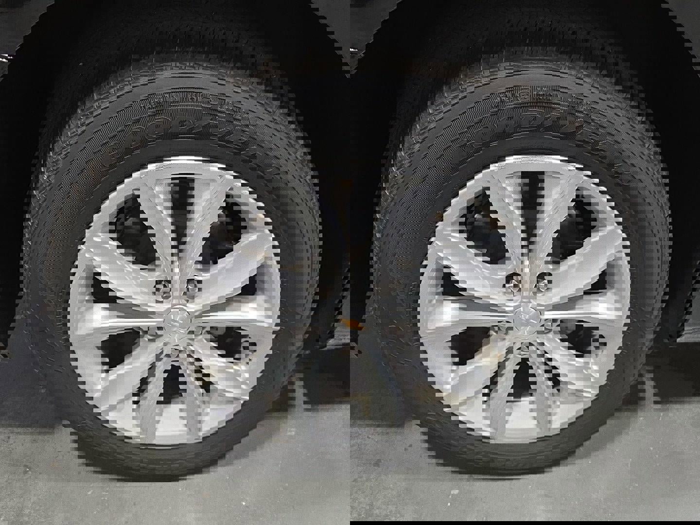 Used 2024 Chevrolet Malibu LT image 24