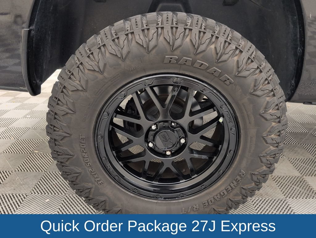 Used 2018 RAM 1500 Express w/ Express Value Package RWD image 17