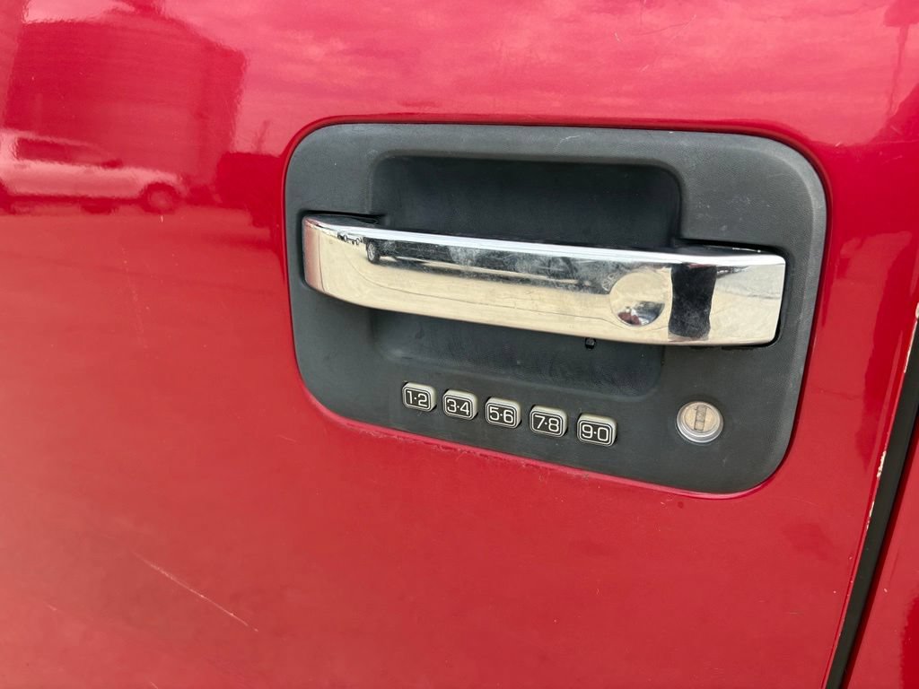 Used 2011 Ford F150 XLT w/ XLT Chrome Pkg RWD image 7