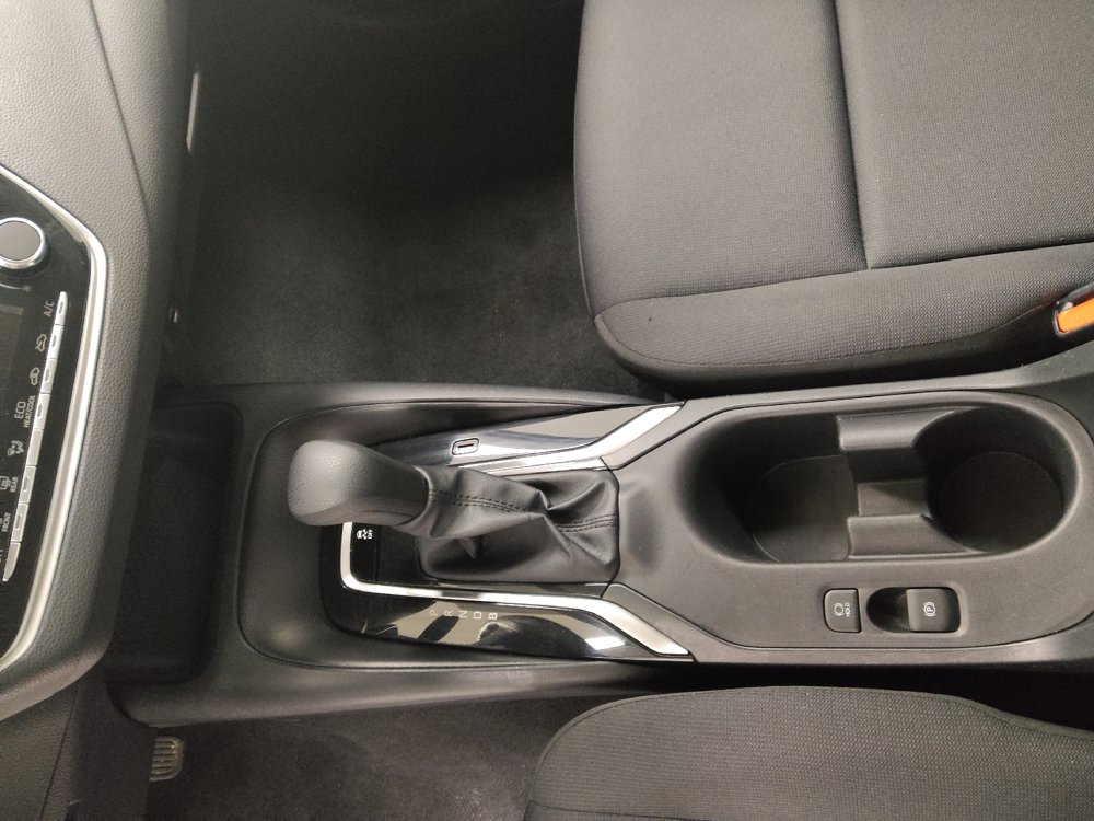 Used 2025 Toyota Corolla LE image 26