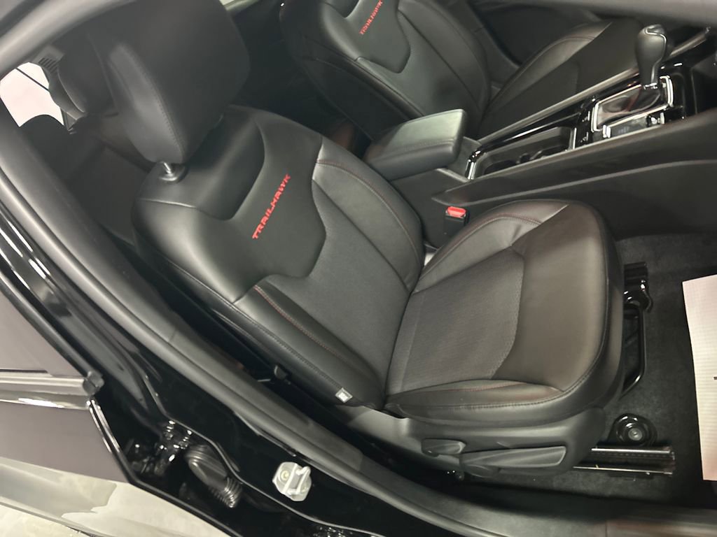 New 2026 Jeep Compass Trailhawk AWD/4WD image 23