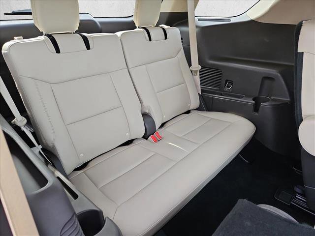 Used 2020 Ford Explorer Platinum image 21