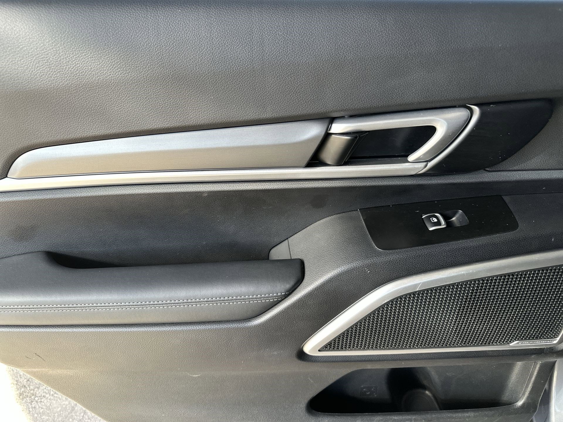 Certified 2020 Kia Telluride LX image 28