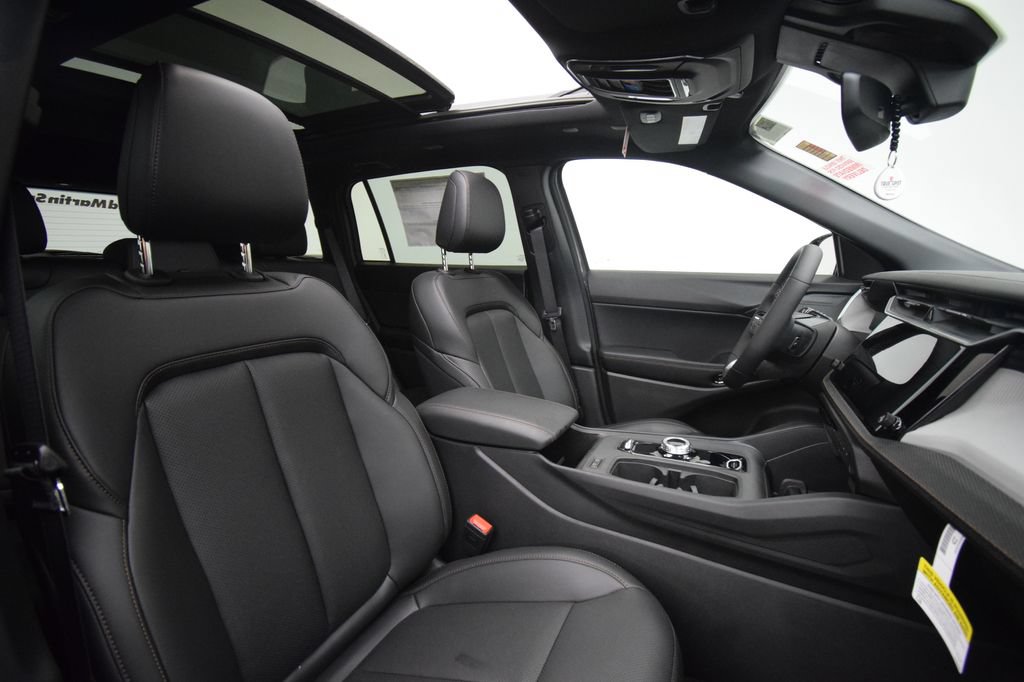 New 2026 Jeep Cherokee Limited AWD/4WD image 17