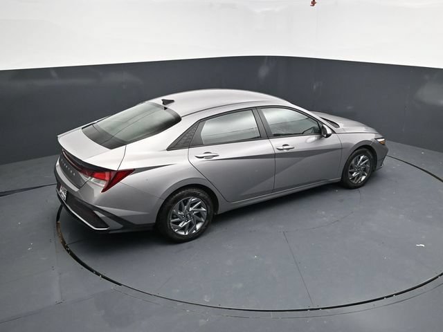 Used 2024 Hyundai Elantra SEL FWD image 51