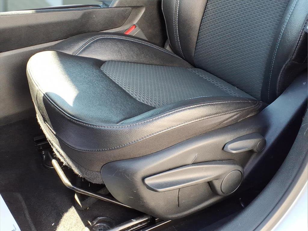 Used 2024 Jeep Compass Latitude image 16