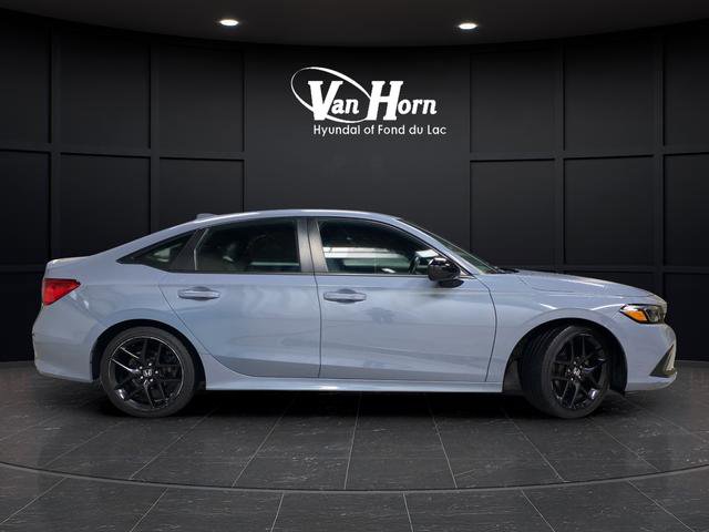 Used 2022 Honda Civic Sport image 2