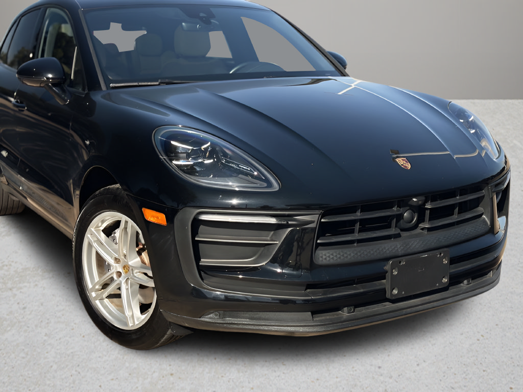 Used 2024 Porsche Macan Turbo AWD/4WD image 26