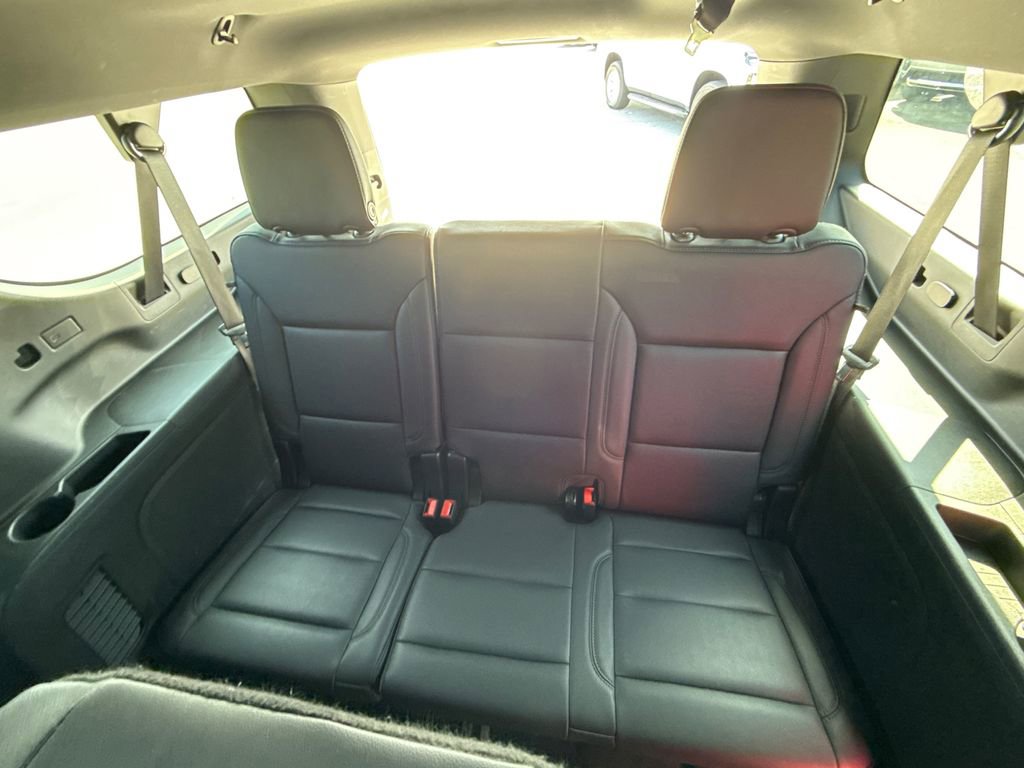 Certified 2025 Chevrolet Suburban Z71 image 22