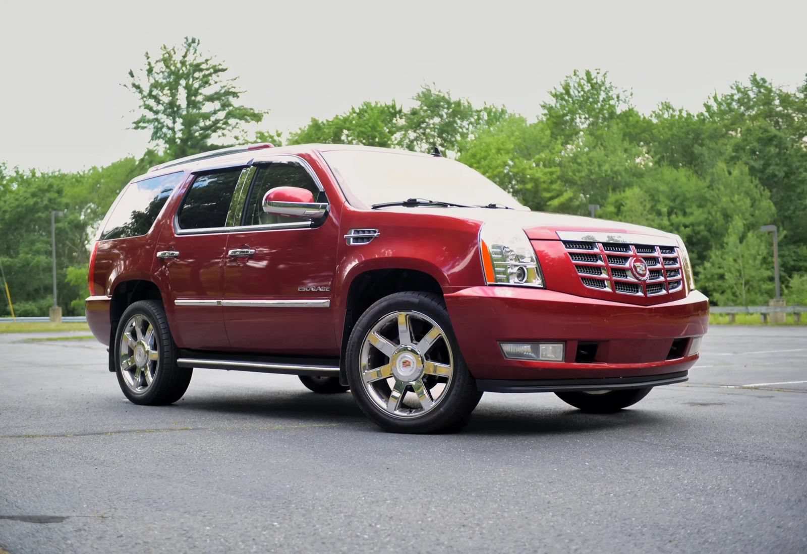 Used 2010 Cadillac Escalade Luxury AWD/4WD image 9