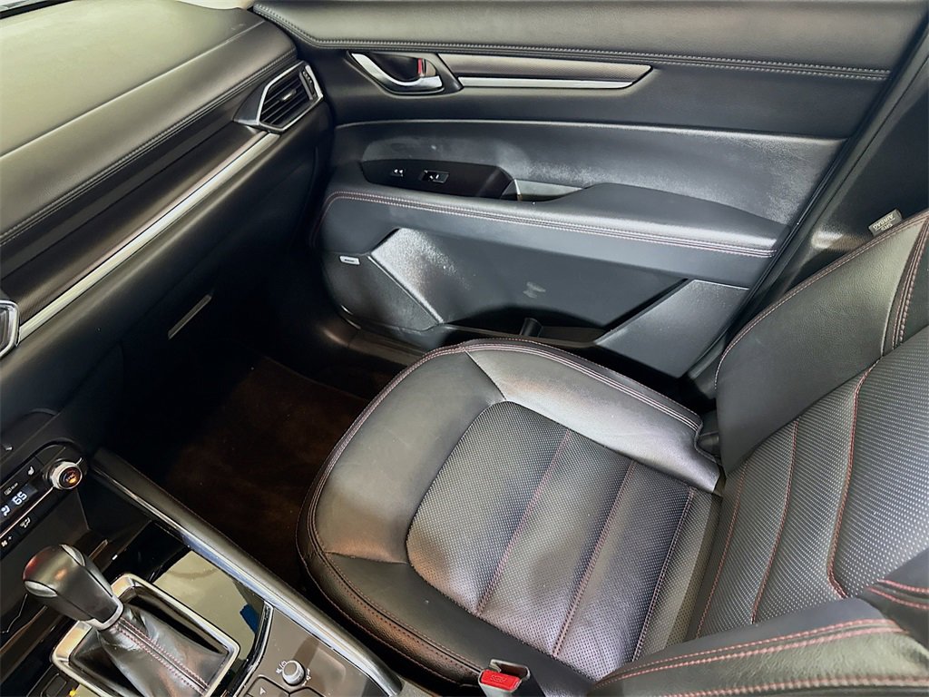 Certified 2025 MAZDA CX-5 Carbon Edition image 23