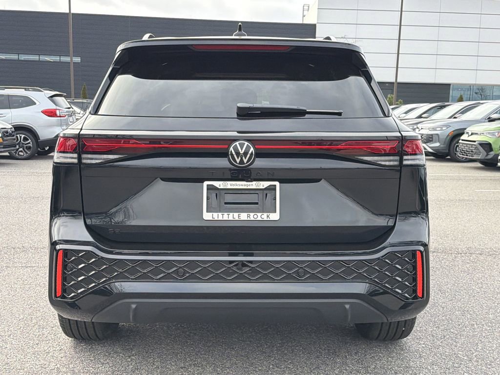 New 2026 Volkswagen Tiguan SE R-Line image 4