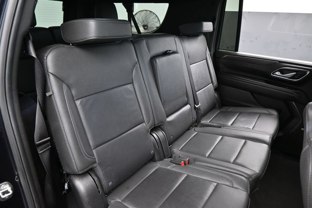 Used 2024 Chevrolet Suburban LT AWD/4WD image 45