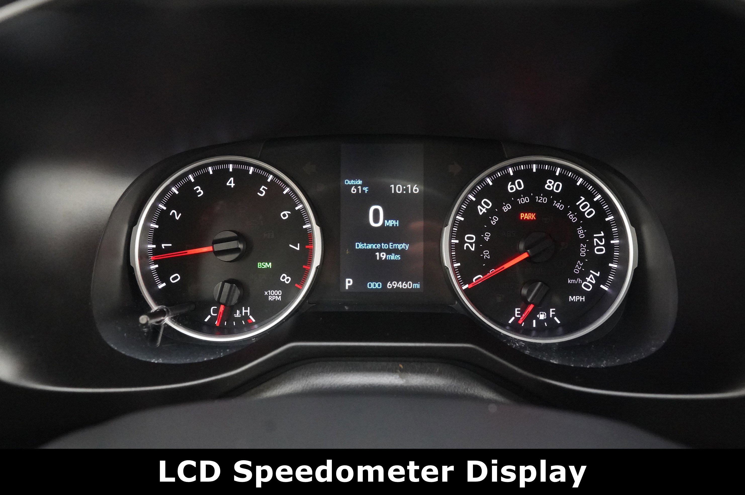 Used 2019 Toyota RAV4 XLE Premium image 25