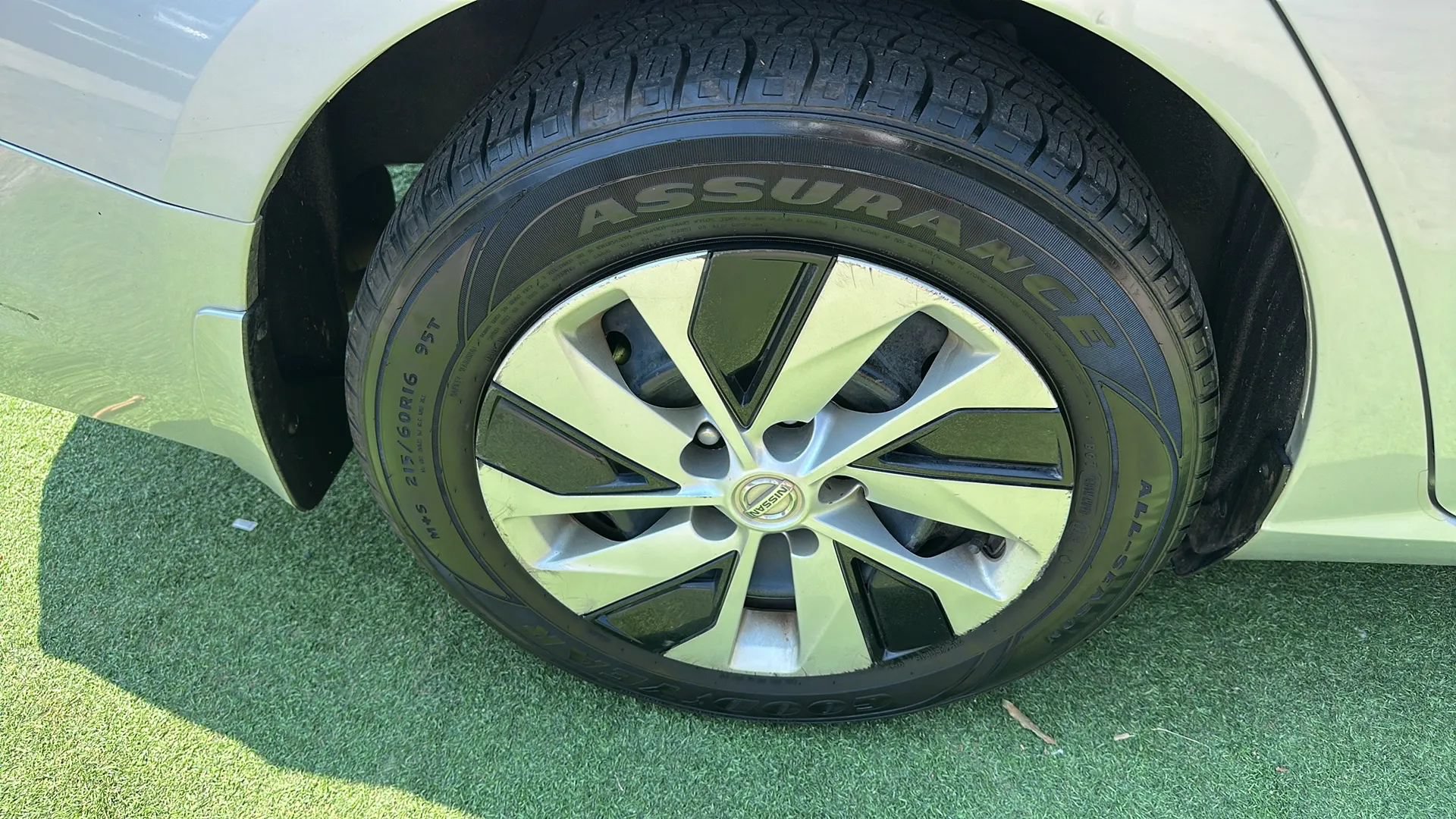 Used 2020 Nissan Altima 2.5 S FWD image 24