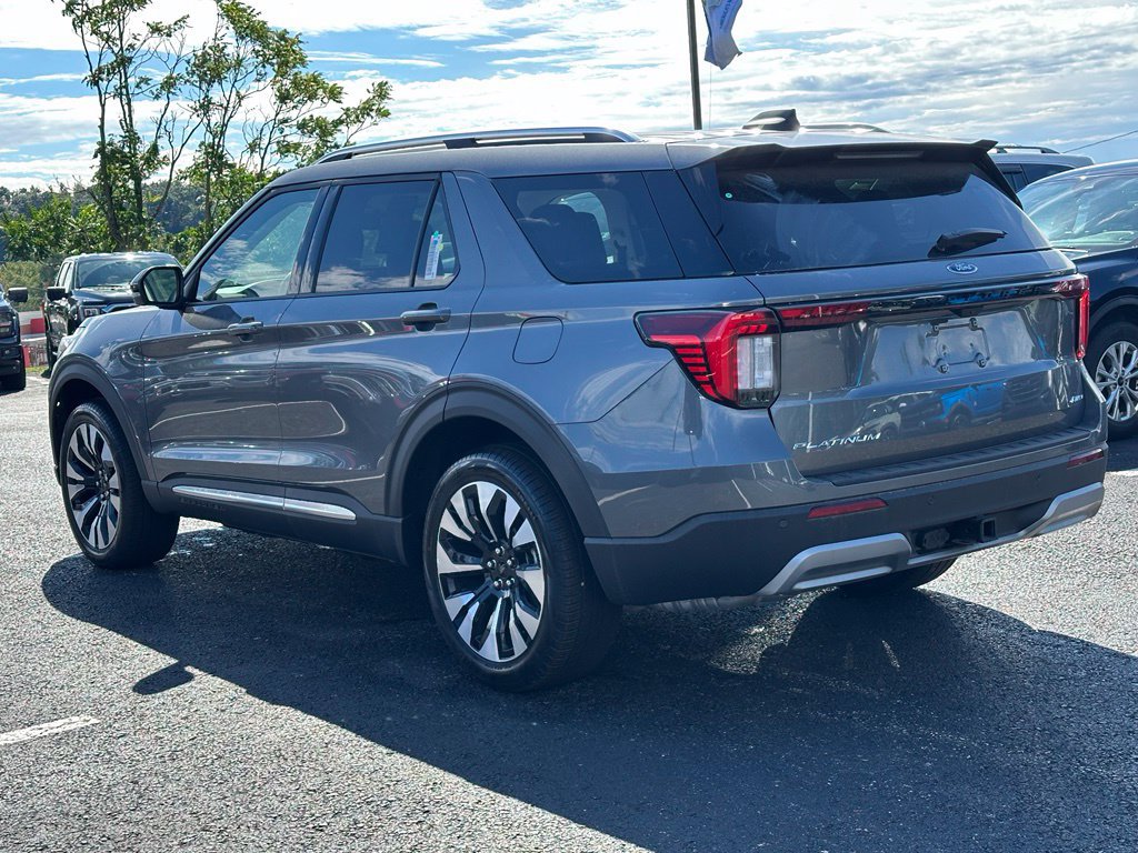 New 2026 Ford Explorer Platinum w/ LUX Leather Package AWD/4WD image 32