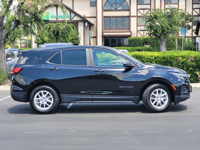 Used 2024 Chevrolet Equinox LS w/ LS Convenience Package FWD image 4