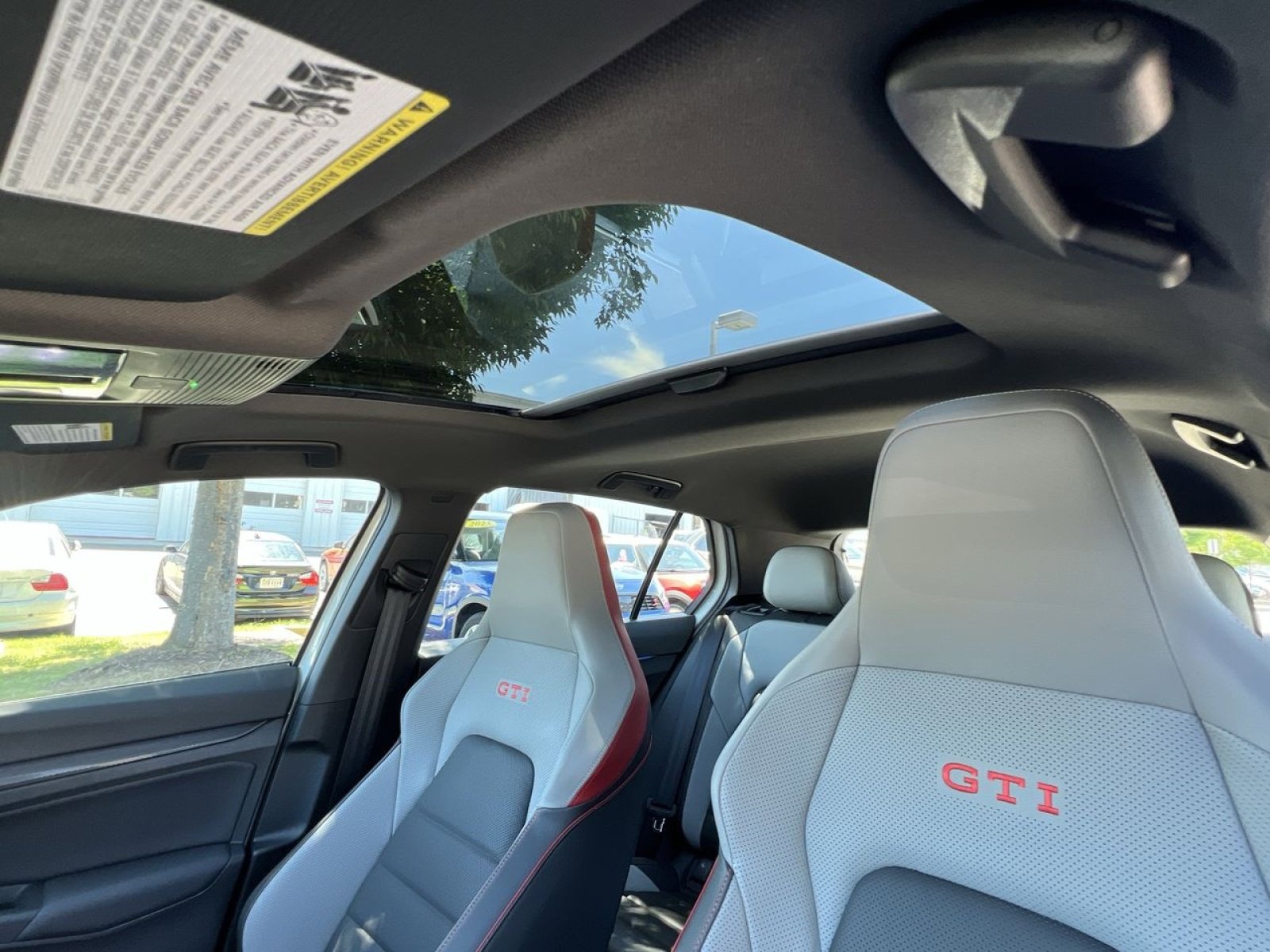 Used 2024 Volkswagen GTI Autobahn FWD image 25