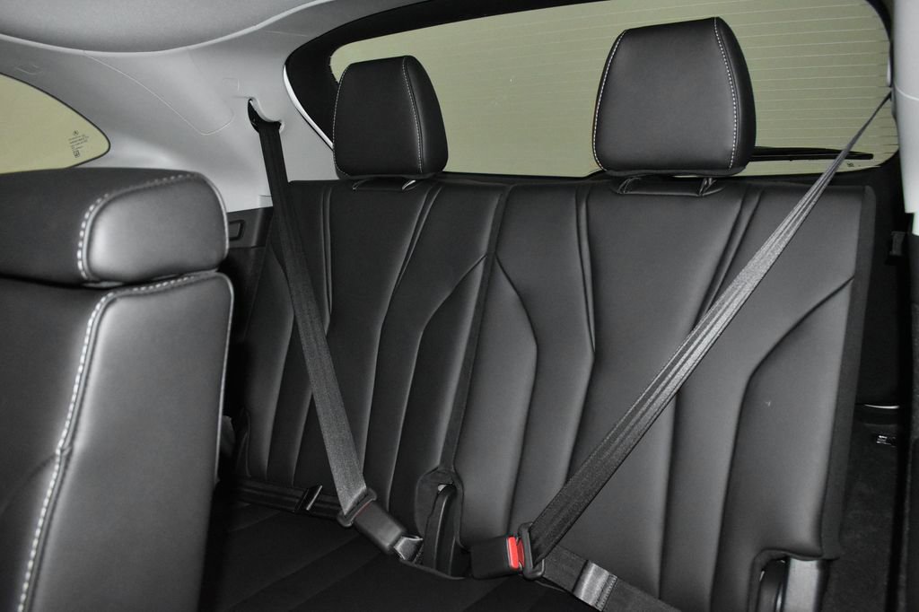 Used 2024 Acura MDX SH-AWD w/ Technology Package image 23