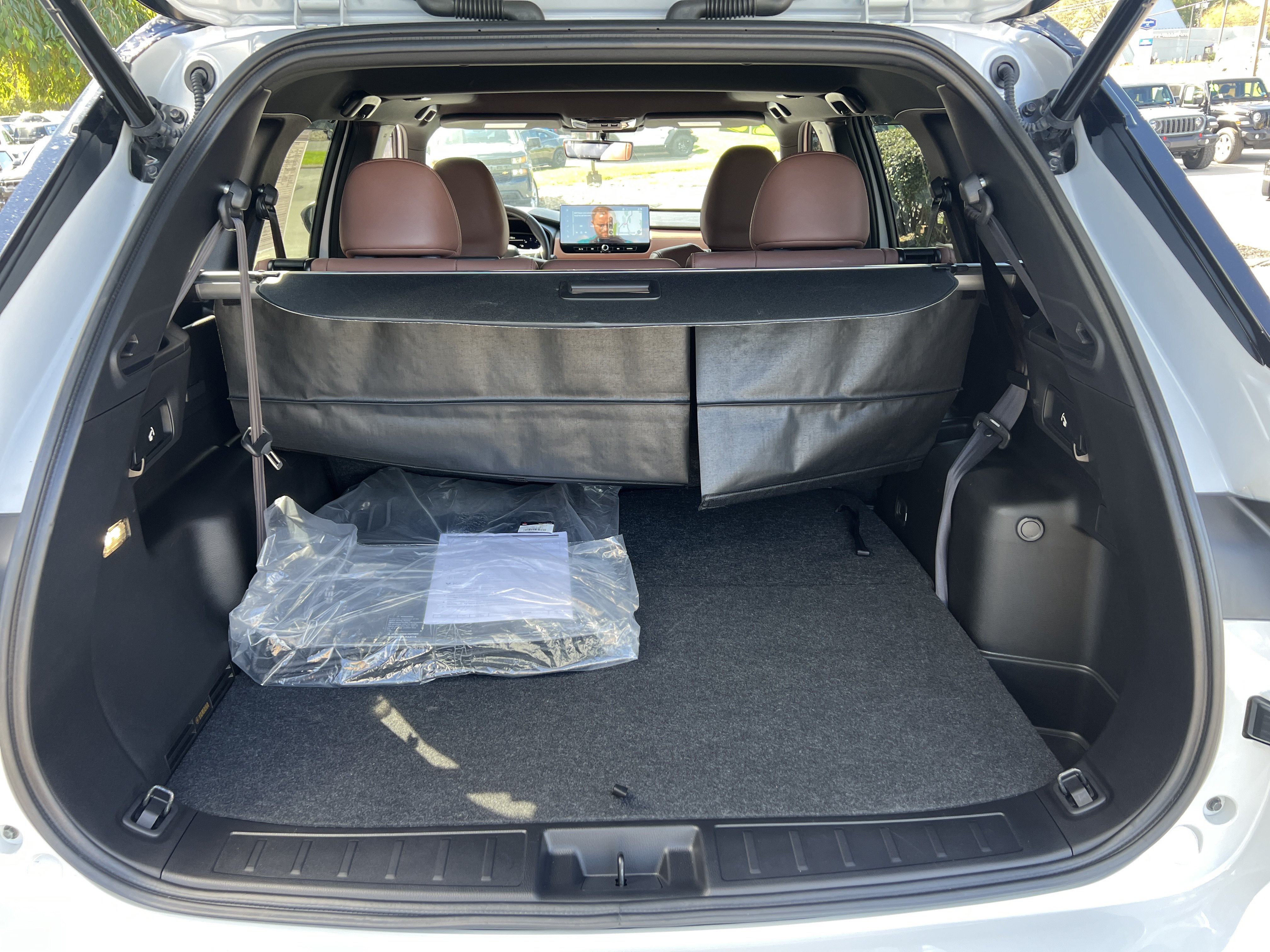 Used 2025 Mitsubishi Outlander SEL AWD/4WD image 5