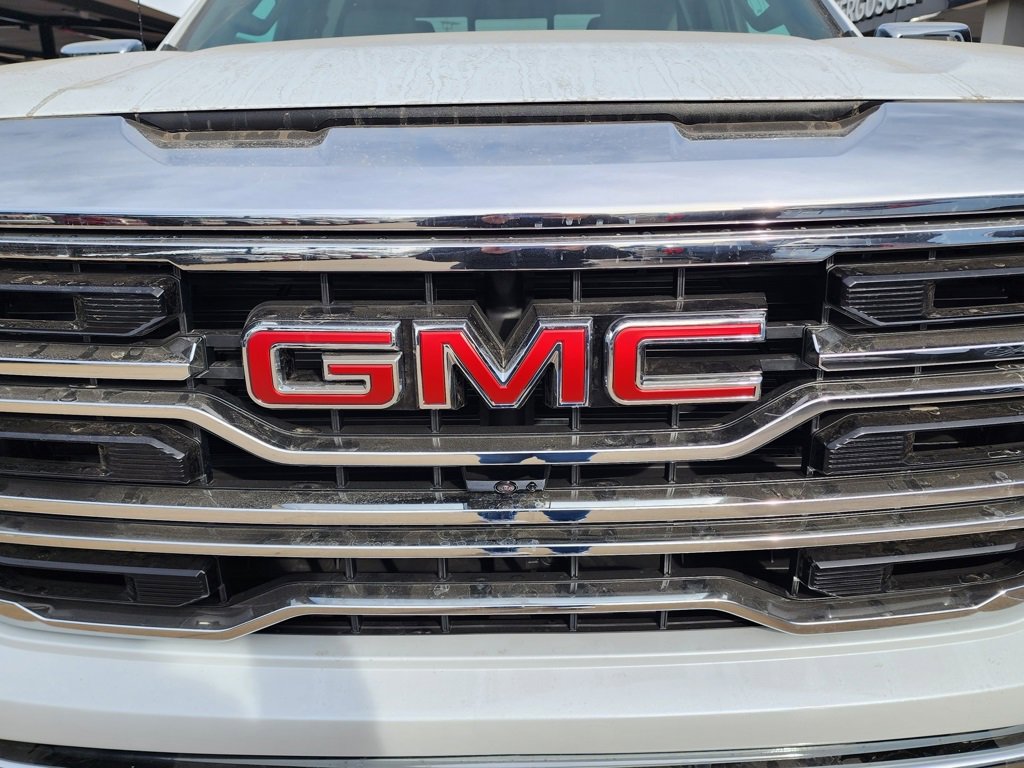 New 2026 GMC Sierra 1500 SLT w/ SLT Premium Plus Package image 10