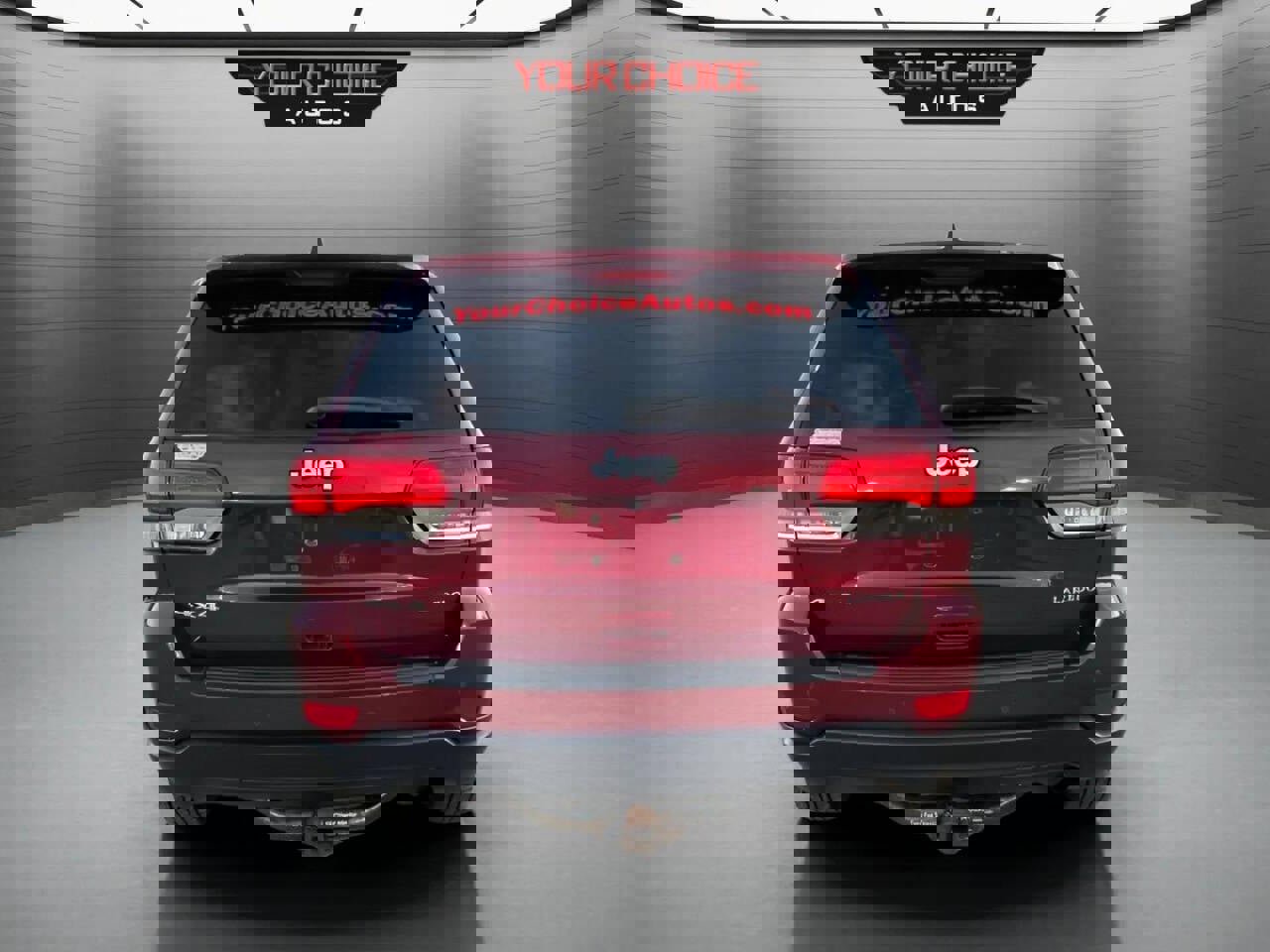 Used 2018 Jeep Grand Cherokee Laredo image 4