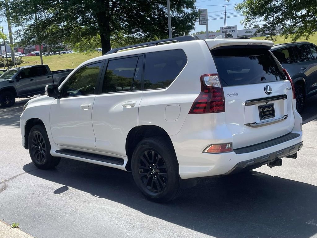 Used 2022 Lexus GX 460 w/ Black Line Special Edition image 4