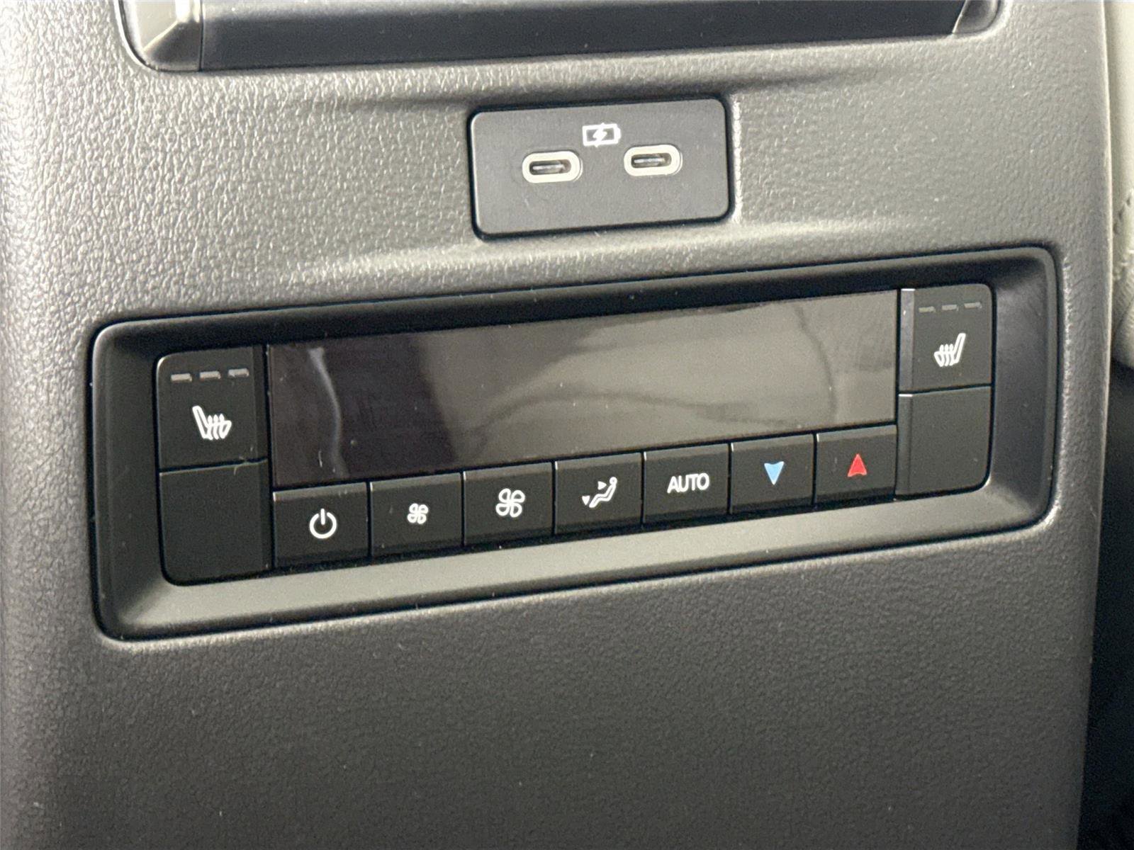 Certified 2025 MAZDA CX-90 3.3 Turbo w/ Premium Plus Pkg image 40