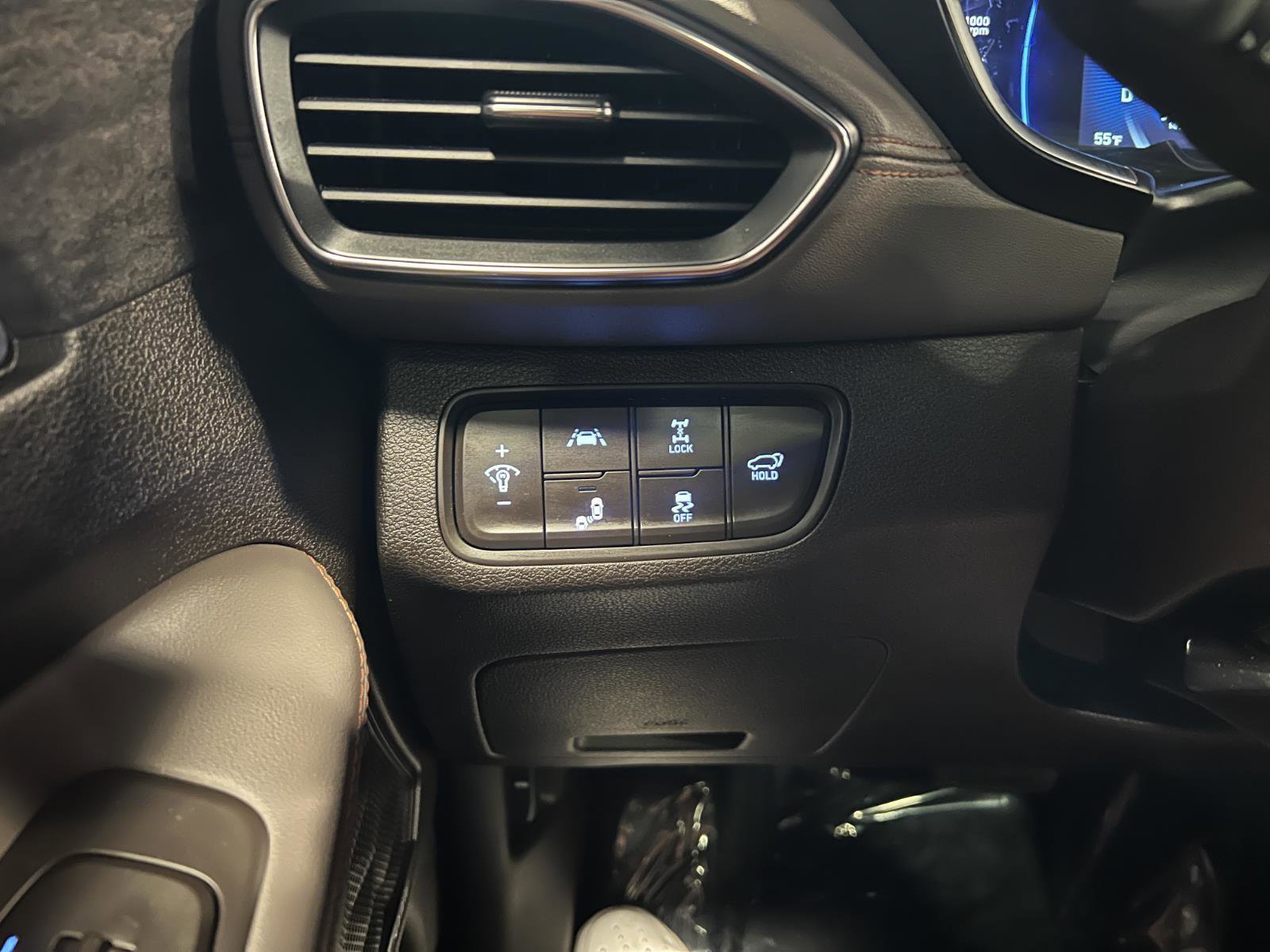 Used 2019 Hyundai Santa Fe Limited image 15