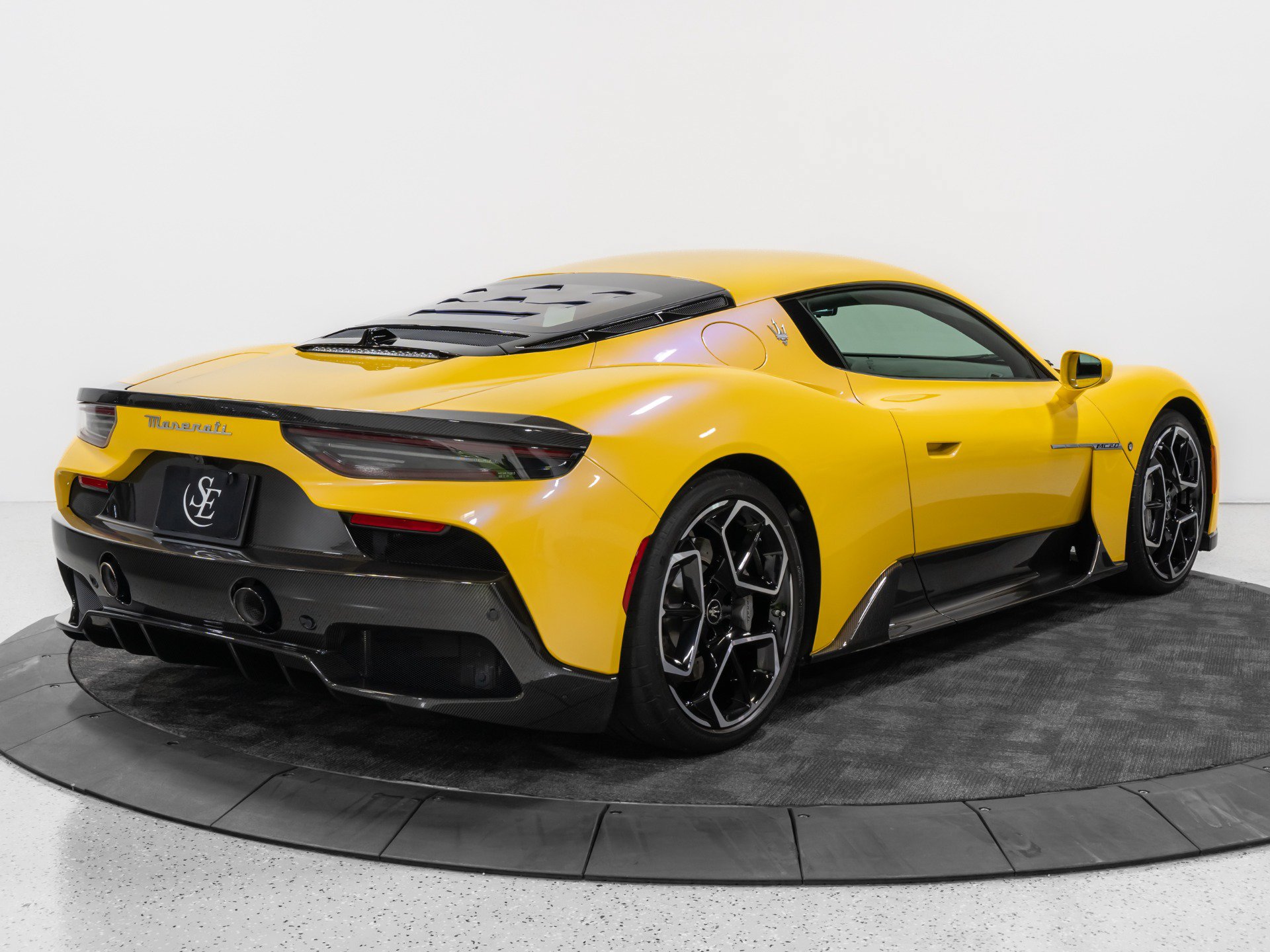 Used 2022 Maserati MC20 Coupe RWD image 9