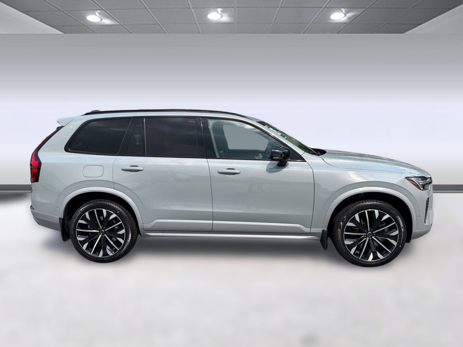 New 2026 Volvo XC90 T8 Ultra w/ Protection Package AWD/4WD image 8