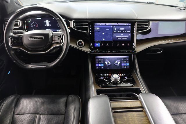 Used 2023 Jeep Grand Wagoneer Series II w/ Premium Group II image 2
