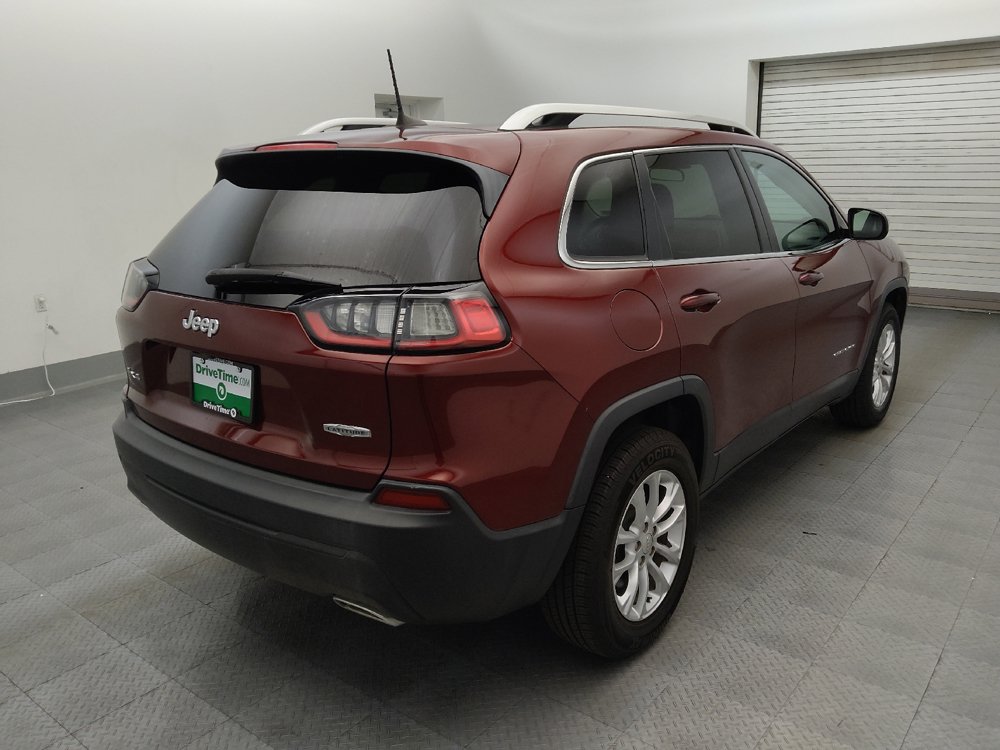 Used 2019 Jeep Cherokee Latitude w/ Cold Weather Group AWD/4WD image 9
