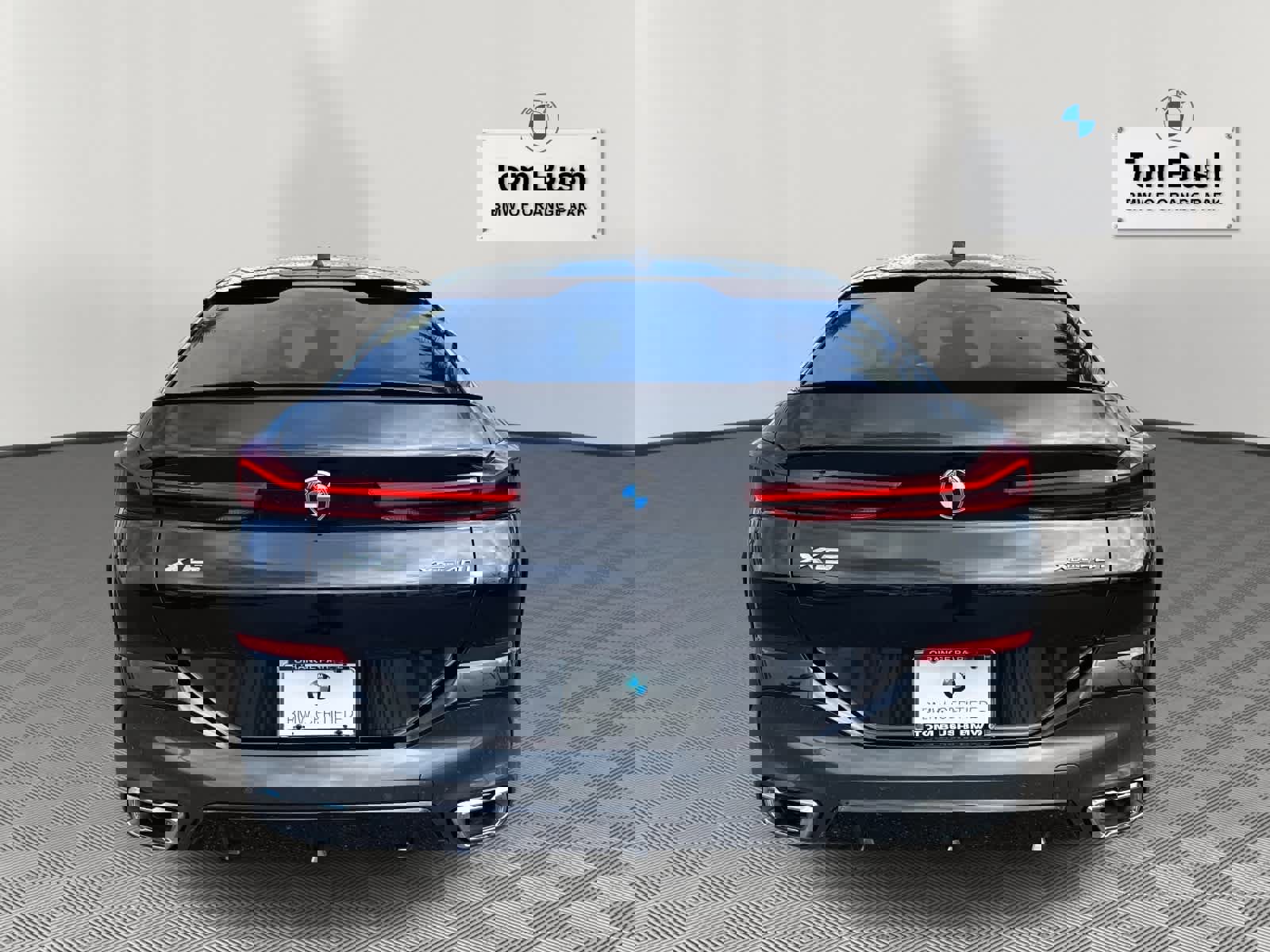 Certified 2025 BMW X6 xDrive40i image 4