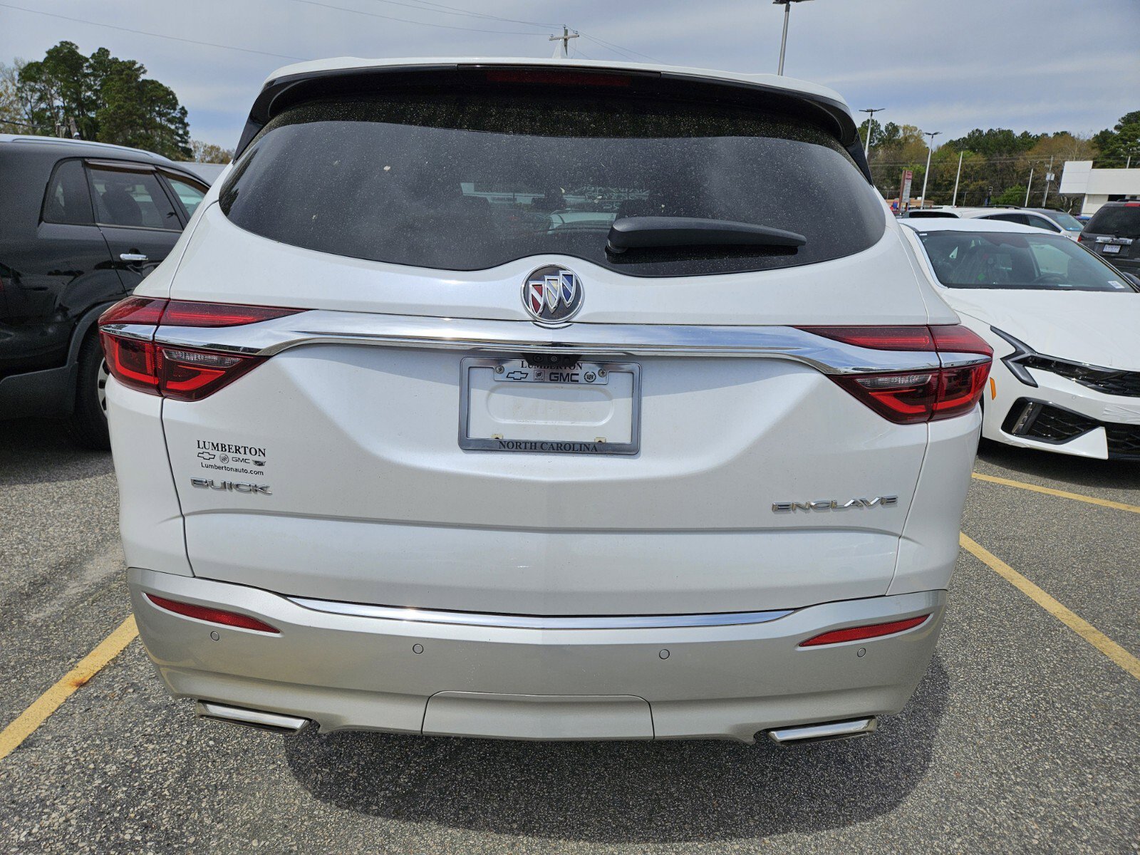 Used 2018 Buick Enclave Avenir w/ Avenir Technology Package image 12