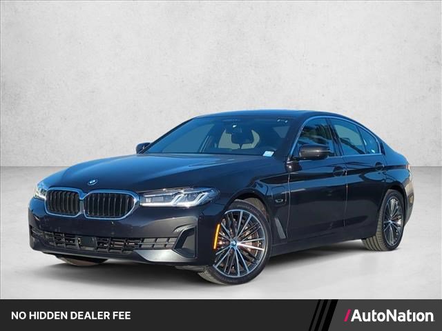 Used 2023 BMW 530e w/ Premium Package RWD image 1