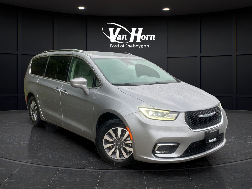 Used 2021 Chrysler Pacifica Touring-L