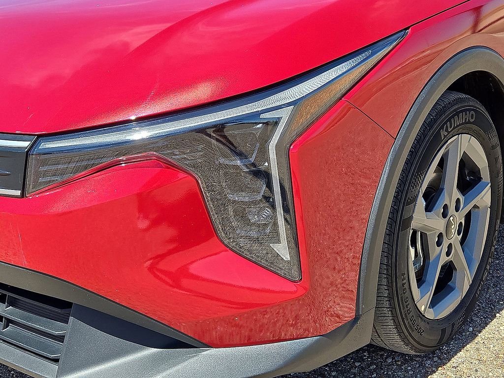 Used 2025 Kia K4 LXS FWD image 9