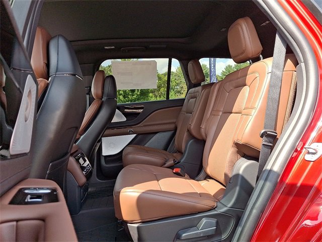 New 2025 Lincoln Aviator Reserve w/ Luxury Package image 5