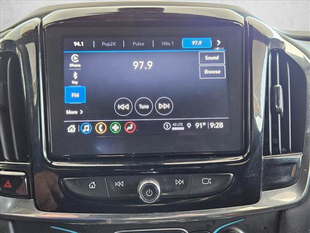Used 2023 Chevrolet Traverse LT FWD image 11