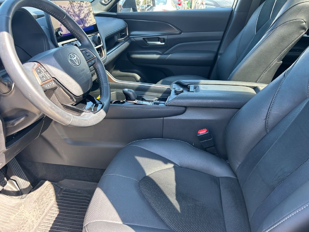 Used 2026 Toyota Grand Highlander AWD Hybrid image 11