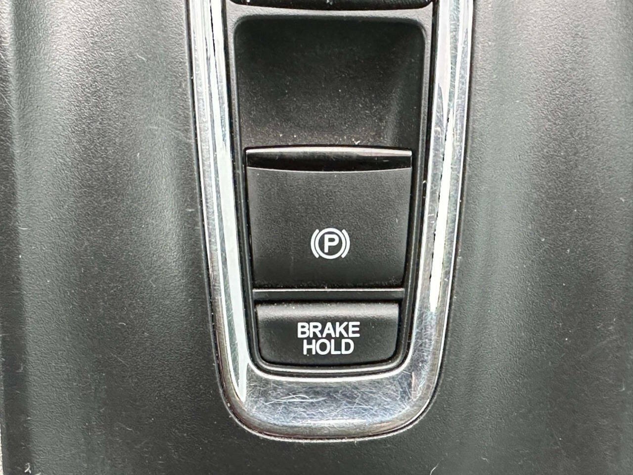 Used 2019 Honda HR-V LX image 28