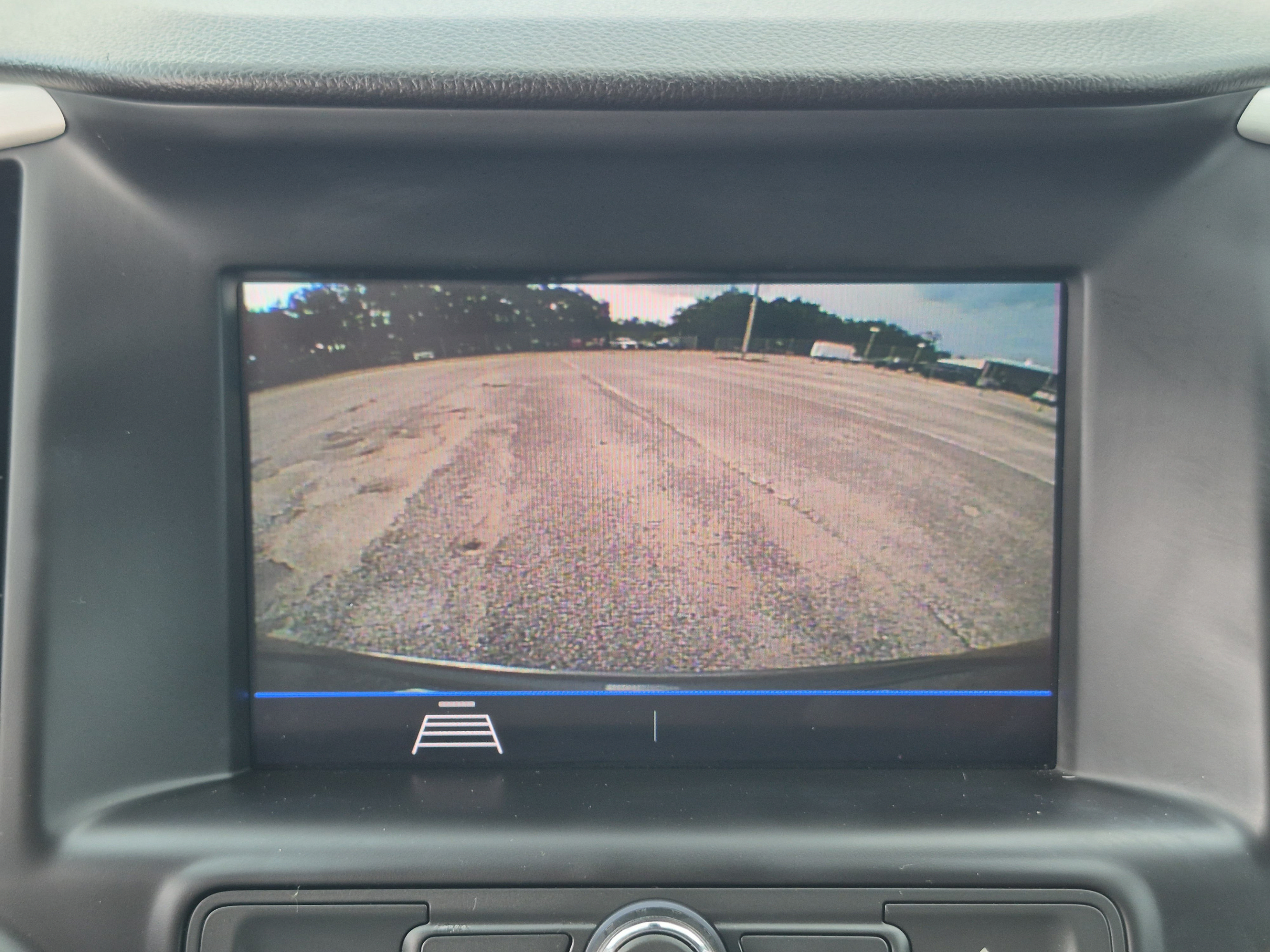 Used 2020 GMC Terrain SLE w/ Elevation Edition AWD/4WD image 31