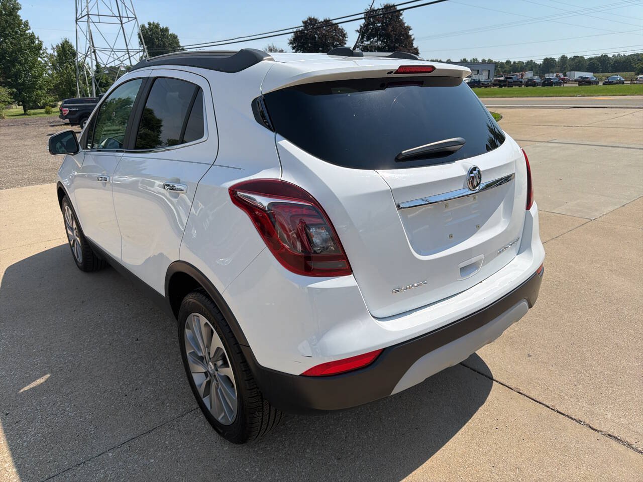 Used 2018 Buick Encore Preferred FWD image 4